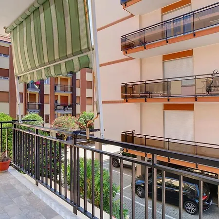 Apartment Mari_ Fior