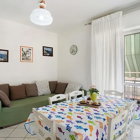 Apartment Mari_ Fior